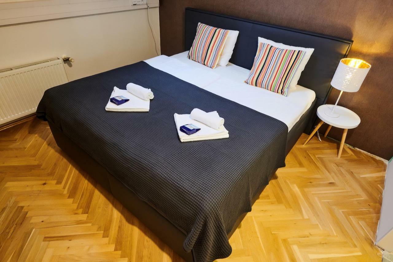 Royal Route Residence Lesser Town Prag Exterior foto